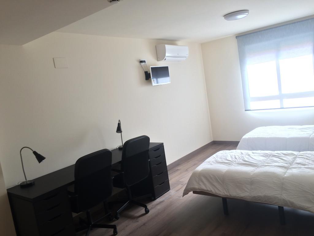 Europa House Village San Vicente Raspeig Ruang foto